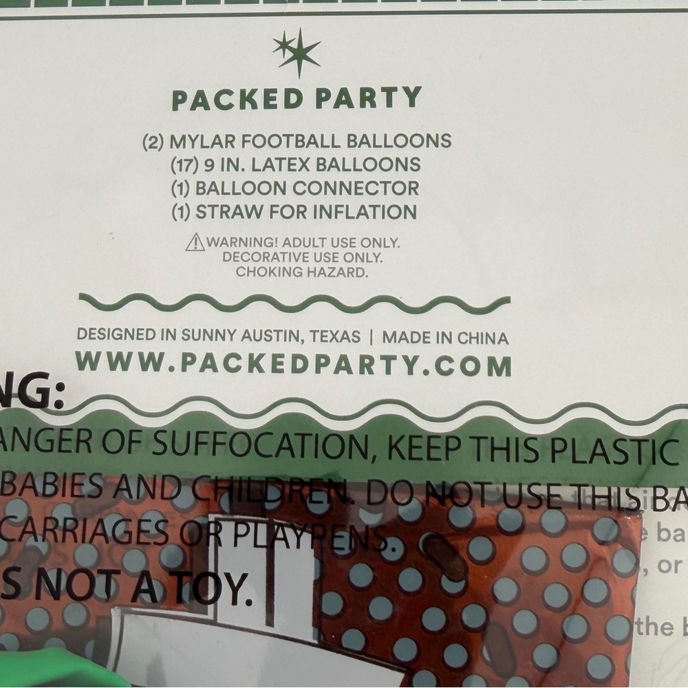 Green & White Football Balloon Garland Kit and Touchdown Balloons - Lot of 5 - Picture 4 of 9